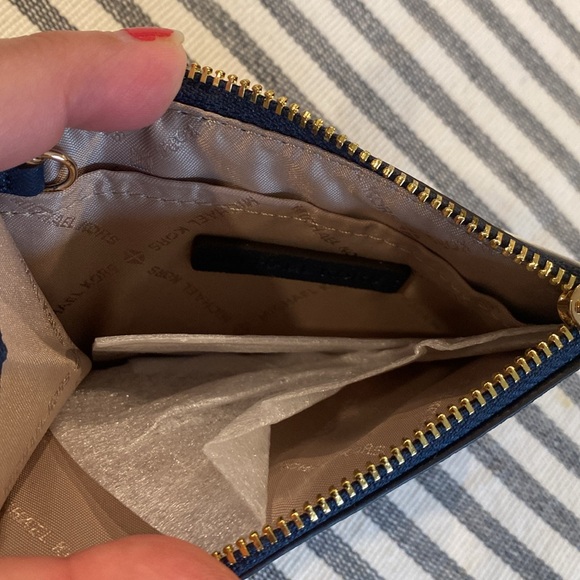 Michael Kors coin purse. Brand new navy blue and color. - Picture 4 of 4